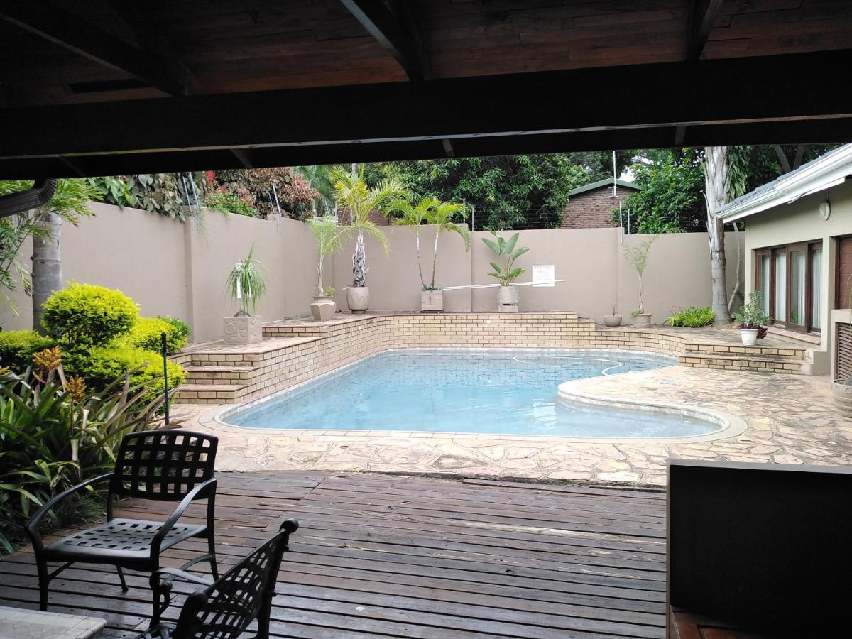 Acacia Guest House Mbombela Exterior foto