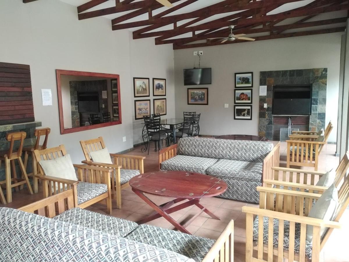 Acacia Guest House Mbombela Exterior foto